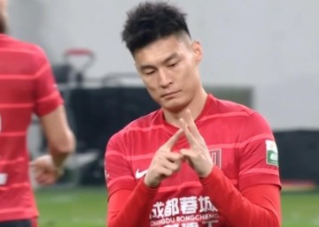 极速赛车-媒体人：在李扬未能加盟后，上海海港将目标锁定韩鹏飞